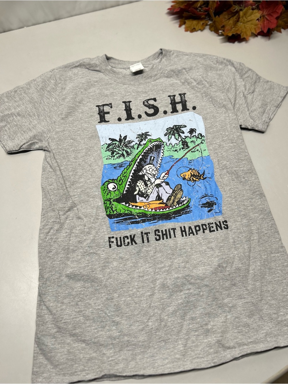 FISH men’s medium shirt humorous